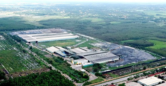 Hai công ty xử lý rác tại TPHCM chậm khắc phục ô nhiễm