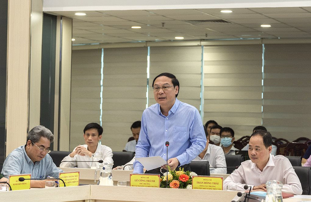 Tiếp tục nghiên cứu, đề xuất các giải pháp nâng cao chất lượng dự báo, cảnh báo thiên tai